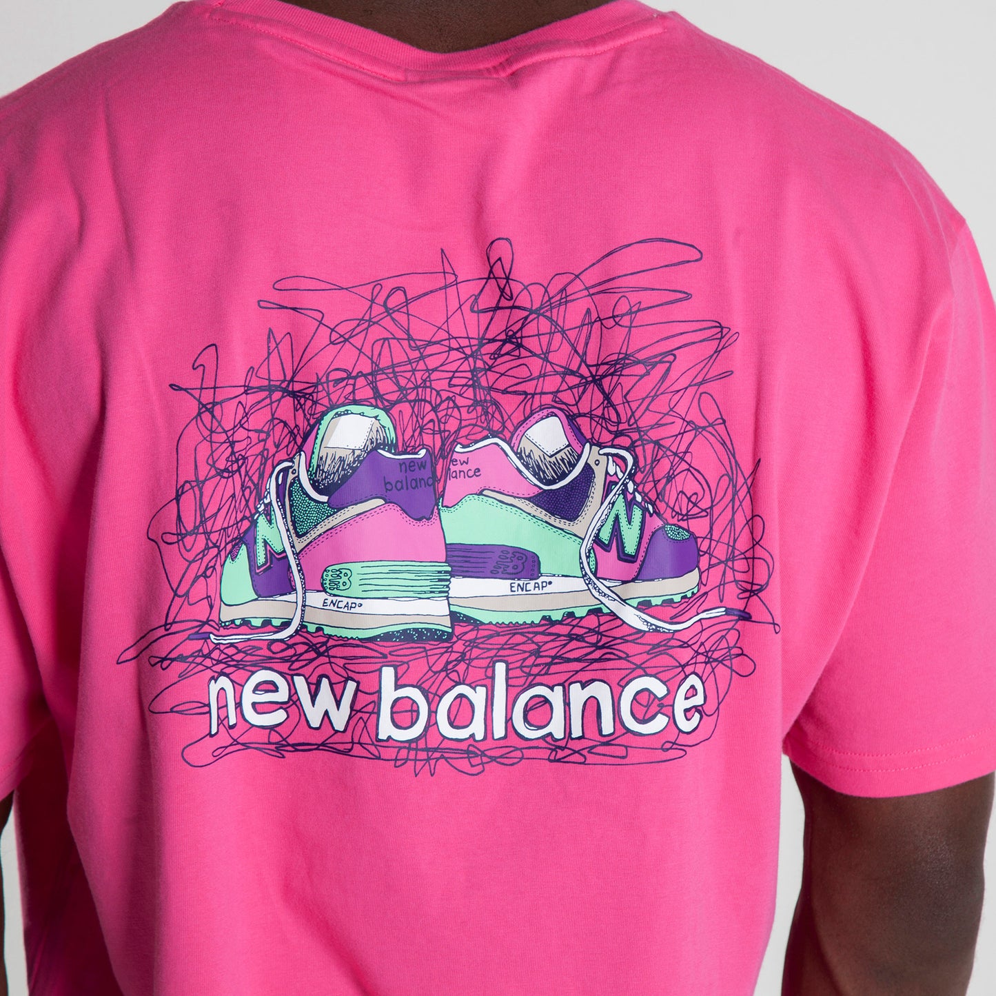 New Balance Camiseta Graphic - MT13566-PNK - Colección Chico