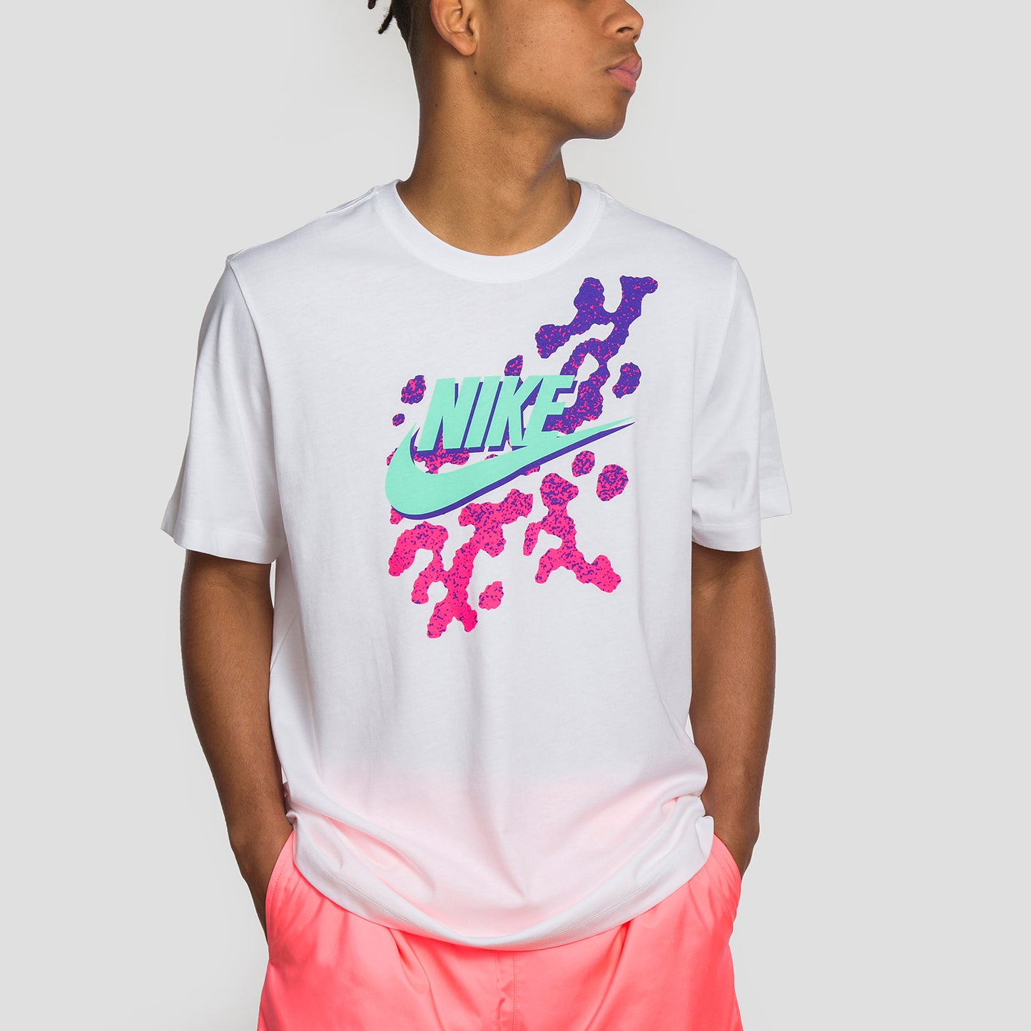 Nike Camiseta Sportswear Beach Party - DD1278-100 - Colección Chico