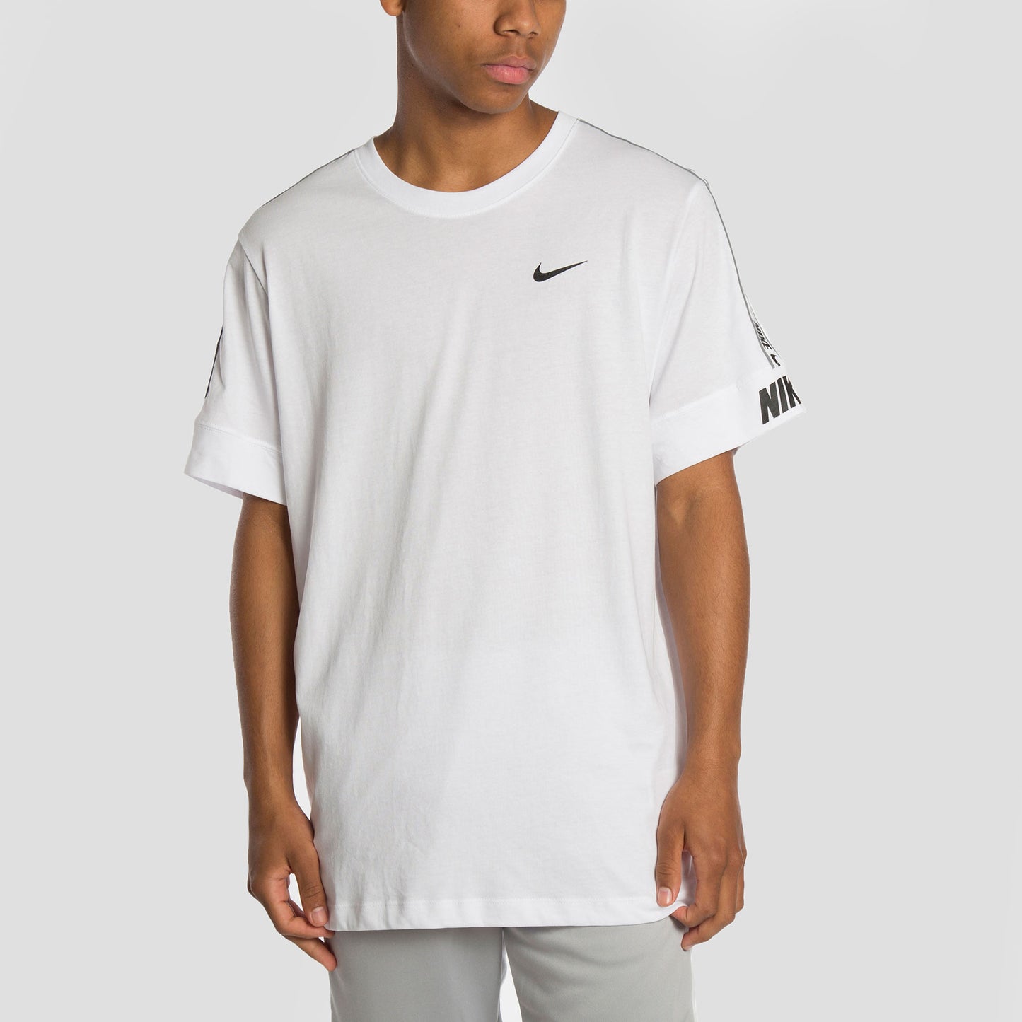 Nike Camiseta Sportswear Repeat - CZ7829-100 - Colección Chico