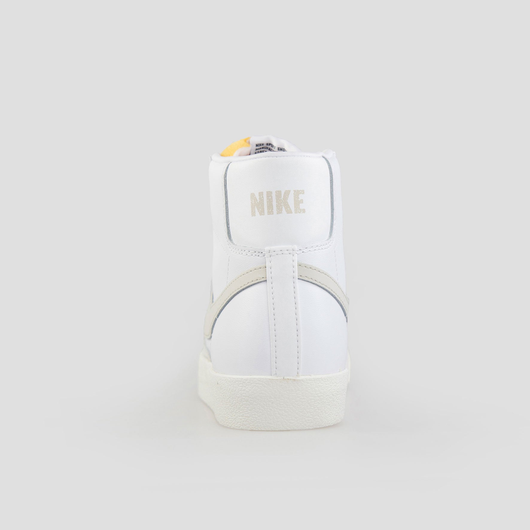 Nike Zapatilla Blazer Mid'77 Vntg - BQ6806-106 - Colección Chico