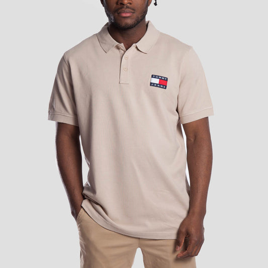 Tommy Jeans Polo Badge - DM0DM10327-ABM - Colección Chico